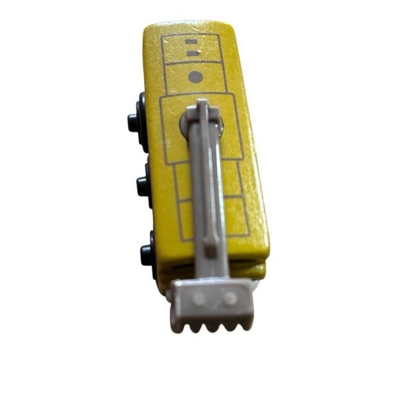 Thomas And Friends Thomas The Train Wood Diesel 10 2019 Magic Railroad GGG82 - Picture 4 of 8